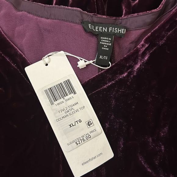 NWT Eileen Fisher
Silk Velvet V- Neck Long
Dolman Sleeve Boxy Top - Picture 8 of 8